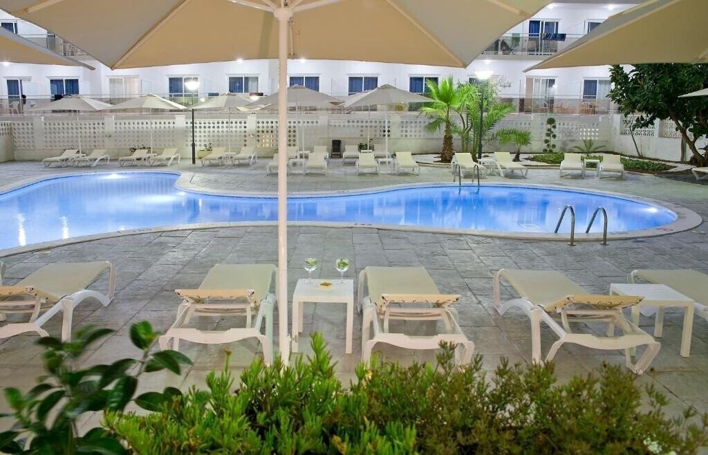 Вид Rentalmar Salou Beach Apart 4*