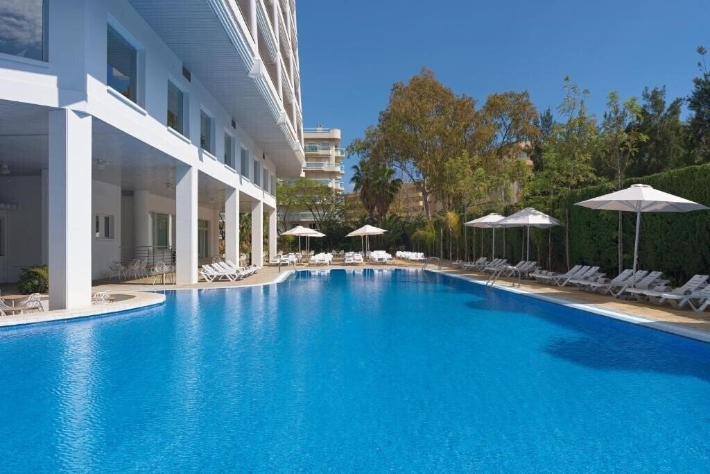 Панорама Ponient Piramide Salou by Portaventura World 4*