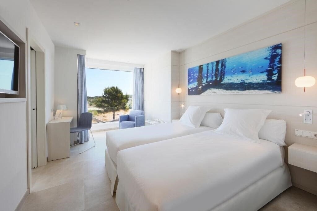 Апартаменты Iberostar Selection Santa Eulalia 4*