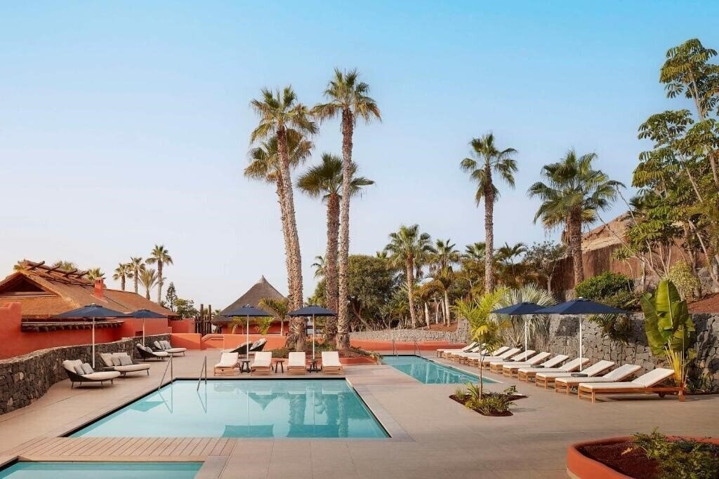 Панорама Tivoli La Caleta Tenerife Resort 5*