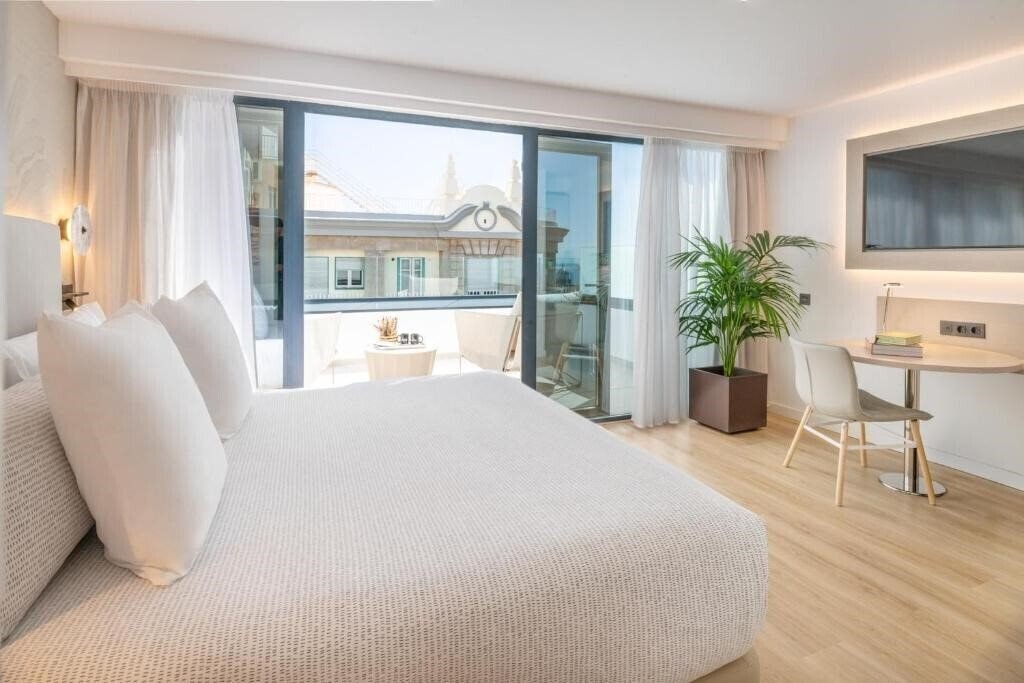 Вид Innside Tenerife Santa Cruz 4*