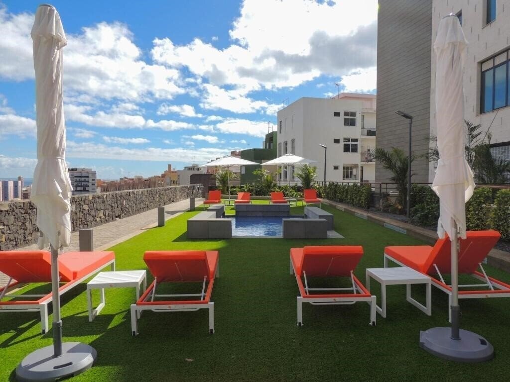 Вид Escuela Santa Cruz 4*