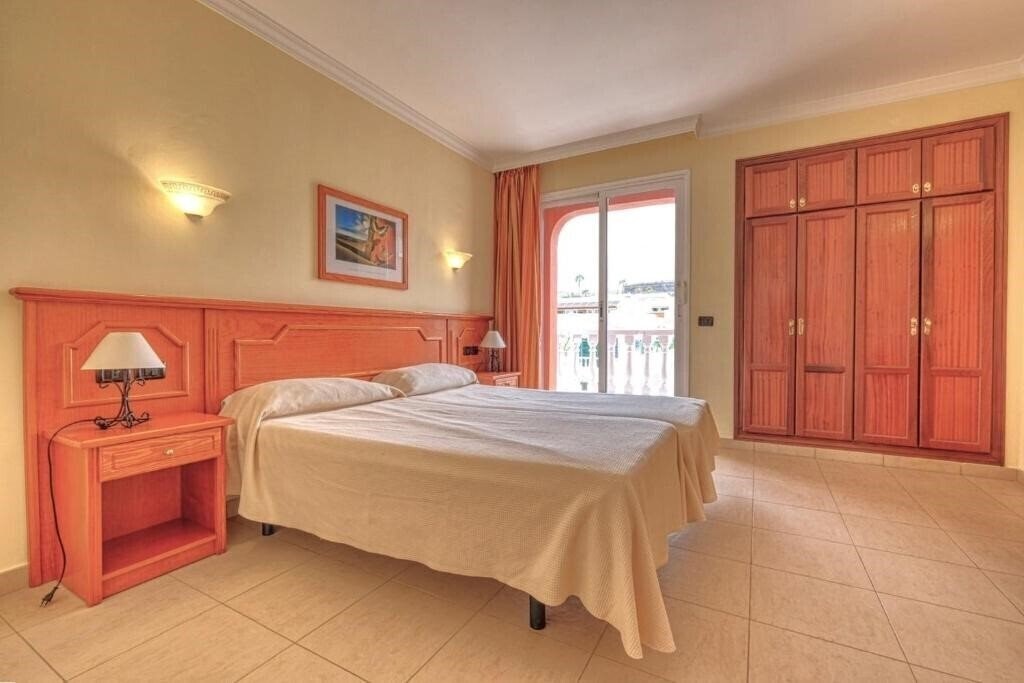 Апартаменти Apartamentos Callaomar 3*