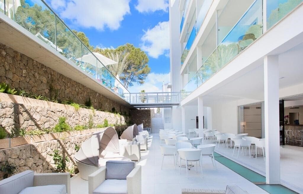 Вид Reverence Life Hotel (Adults Only +16 Y.O.) (ex. Senses Santa Ponsa) 4*