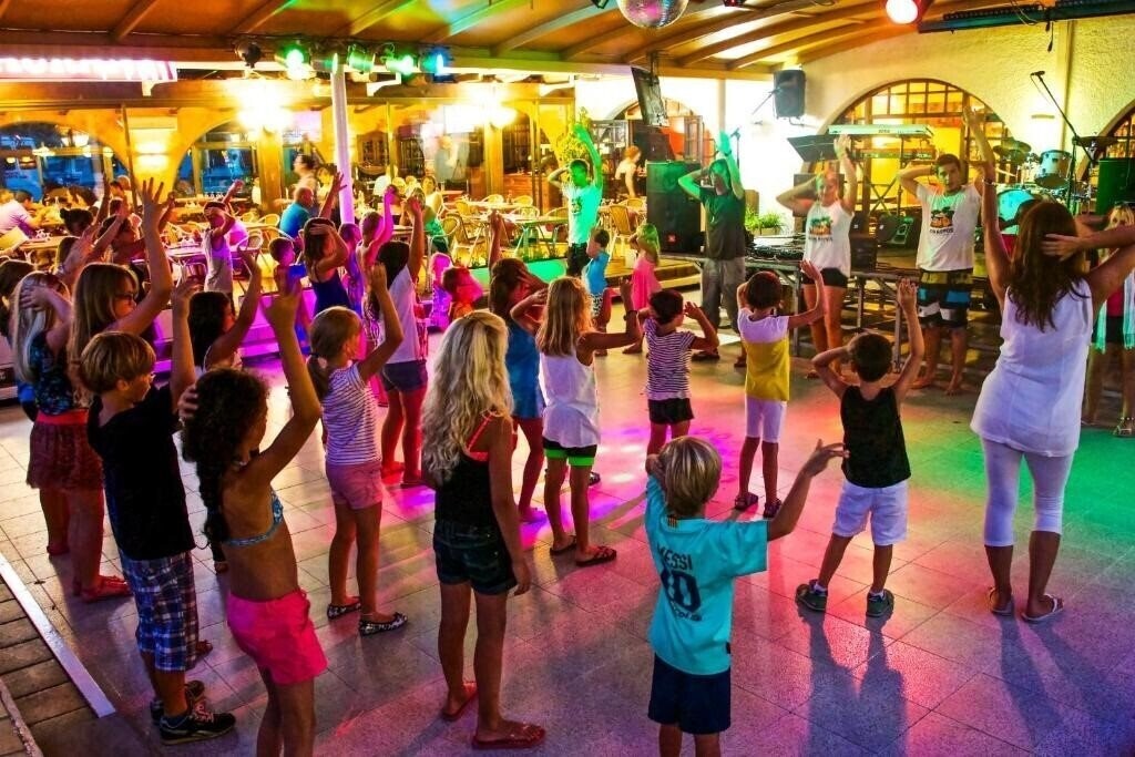 Изображение Camping & Bungalowpark Bon Repos 3*