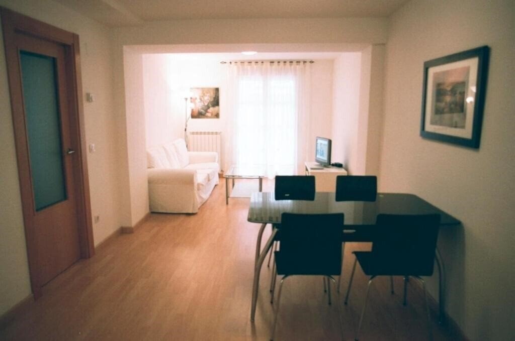 Панорама Auhabitat Zaragoza Apartamentos 3*