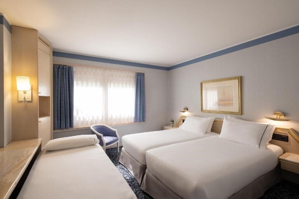 Панорама Boston 4*