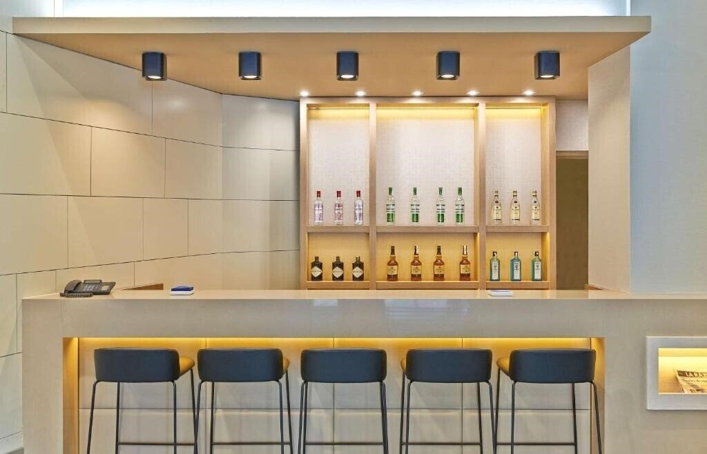 Апартаменты Nh Ciudad De Zaragoza 3*