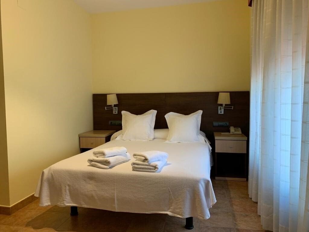 Территория Monasterio De Rueda 4*