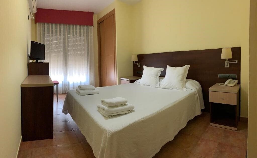 Вид Monasterio De Rueda 4*