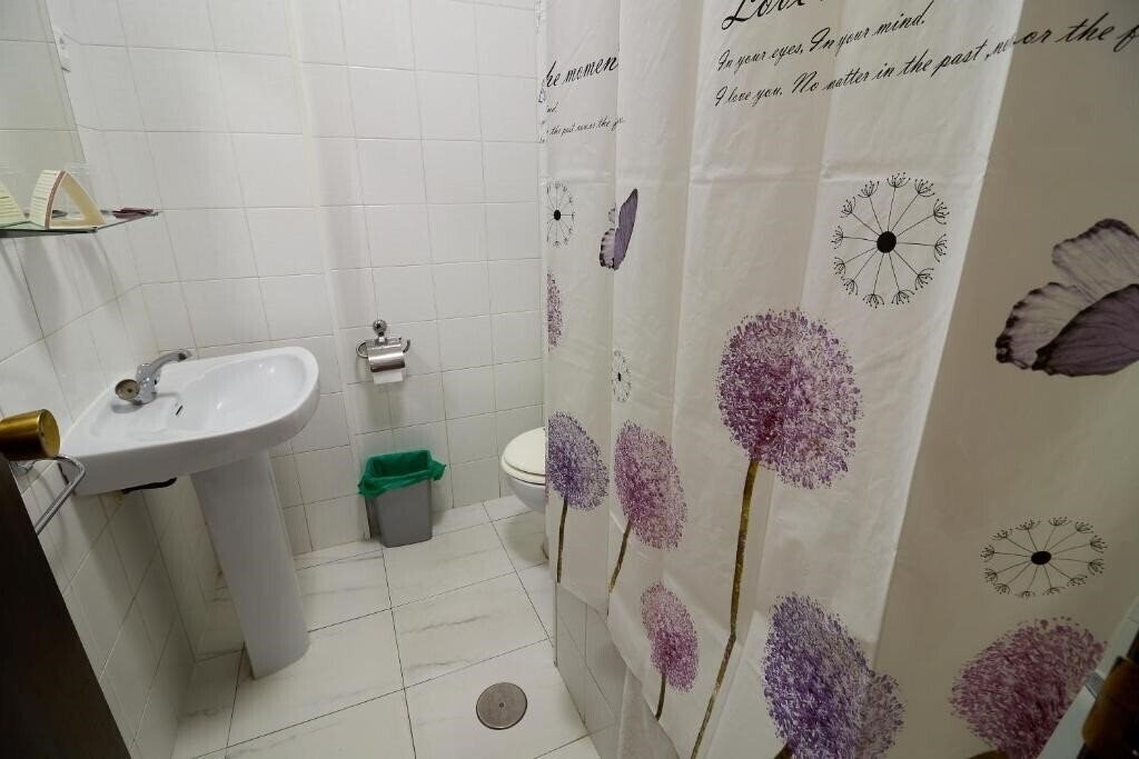 Картинка Virgen de Los Reyes Sevilla 4*