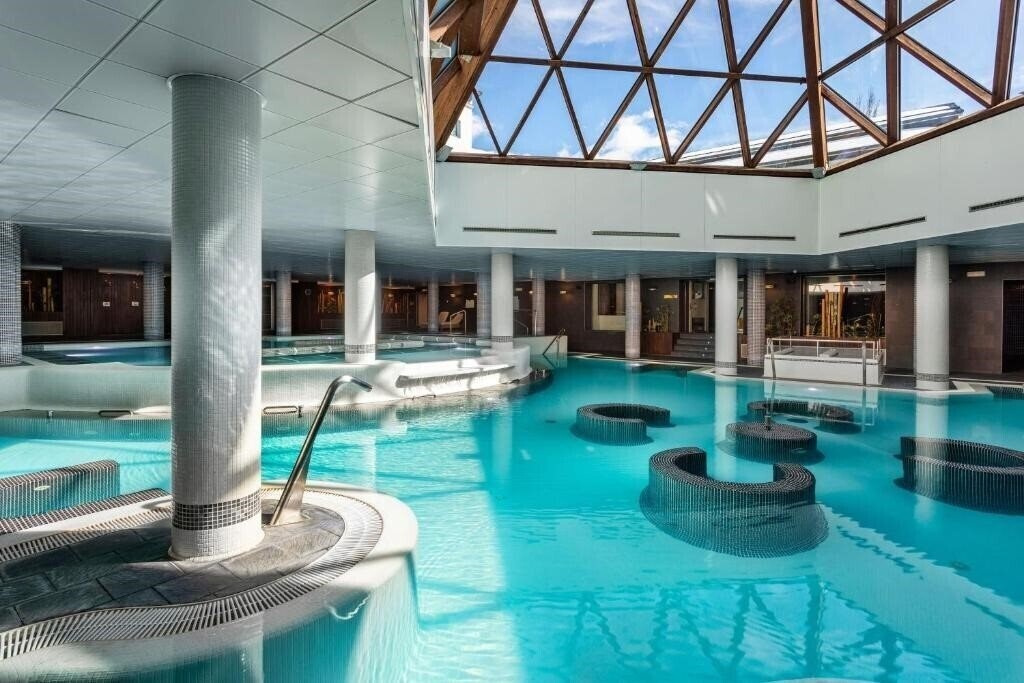 Готель Hotel Melia Sol Y Nieve 4*