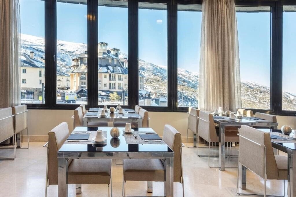 Вид Hotel Melia Sol Y Nieve 4*