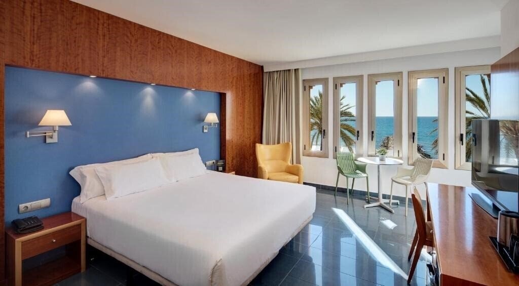 Апартаменти Sercotel Kalma Sitges 4*