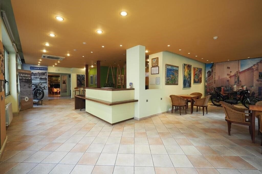 Фото Hotel Montserrat 2*