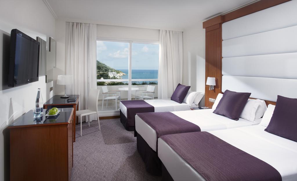 Панорама Melia Gran Sitges 4*