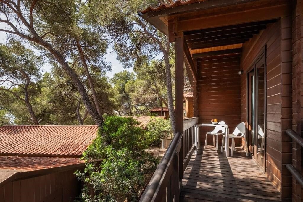 Вид Camping Torre De La Mora 3*