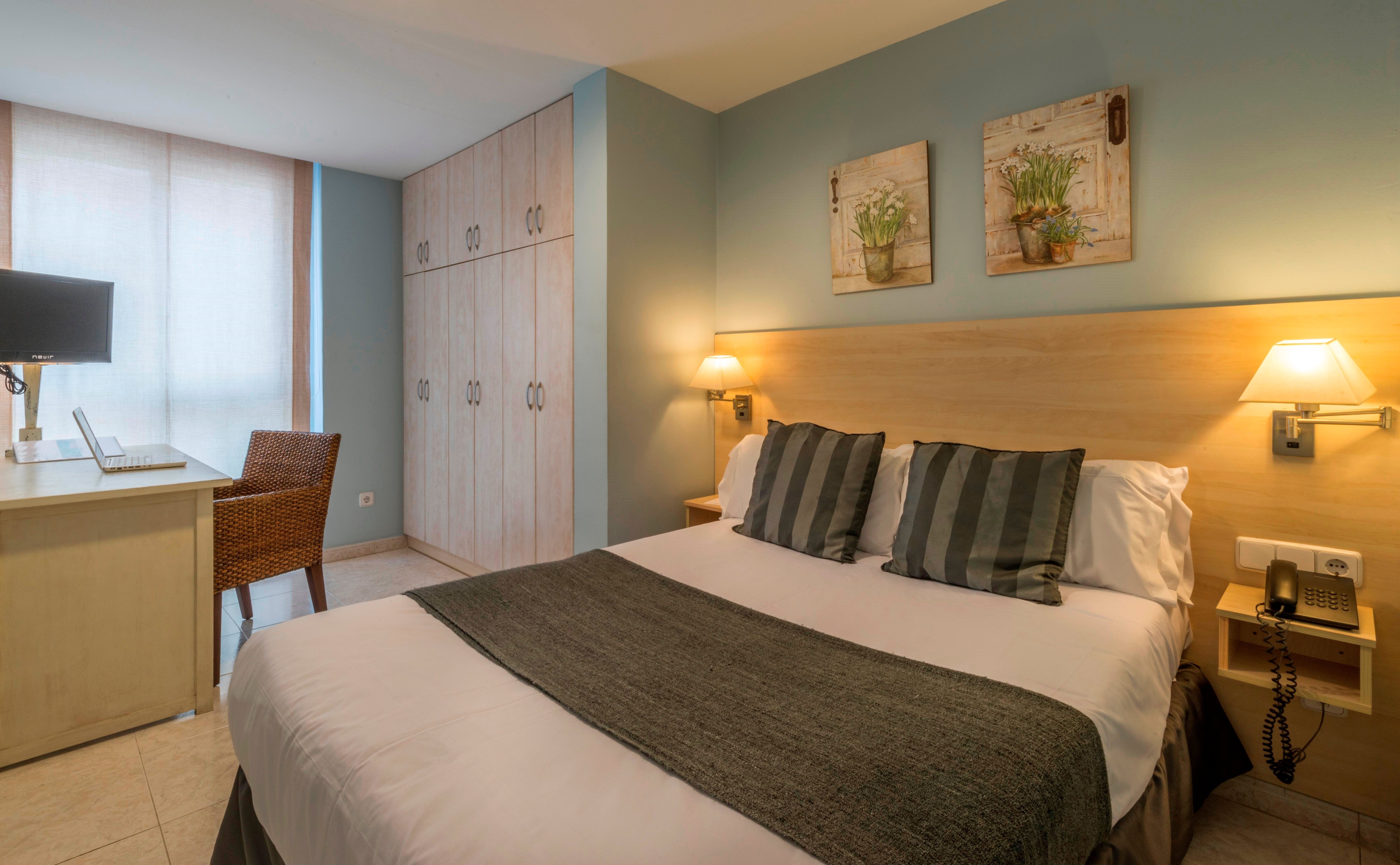 Территория Alexandra Aparthotel 3*