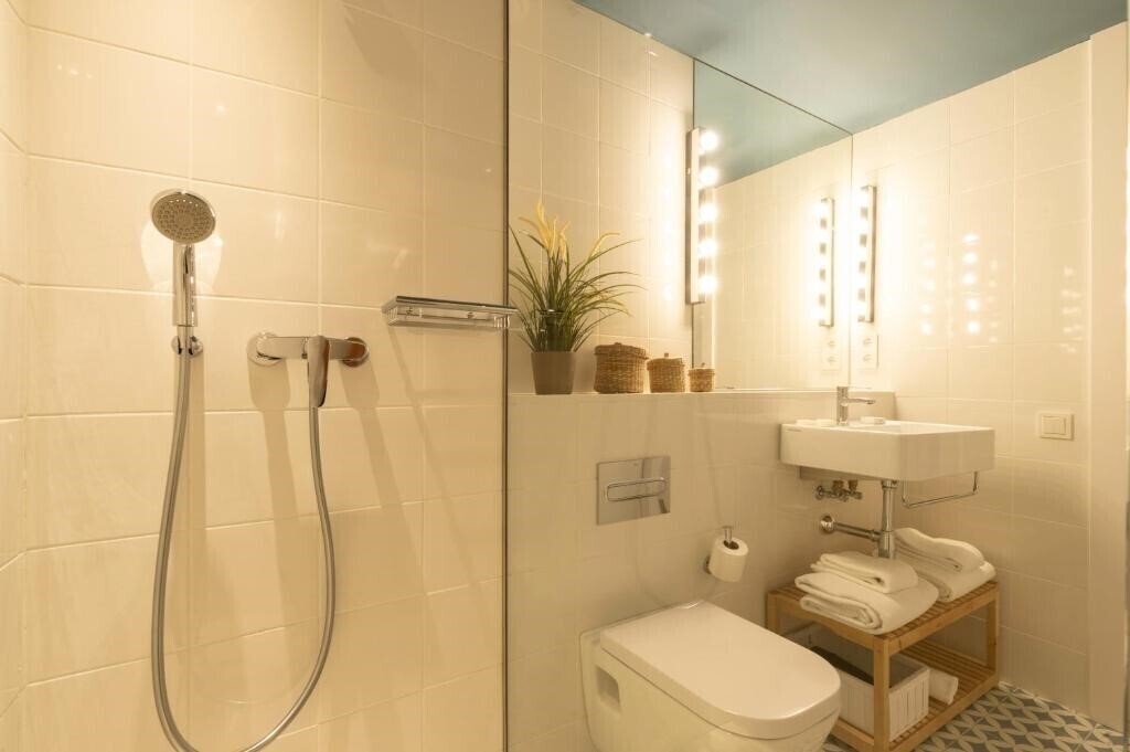 Территория Port Plaza Apartments 3*