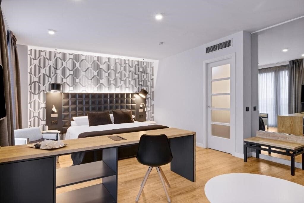 Апартаменти B&B Hotel Tarragona Valls 3*