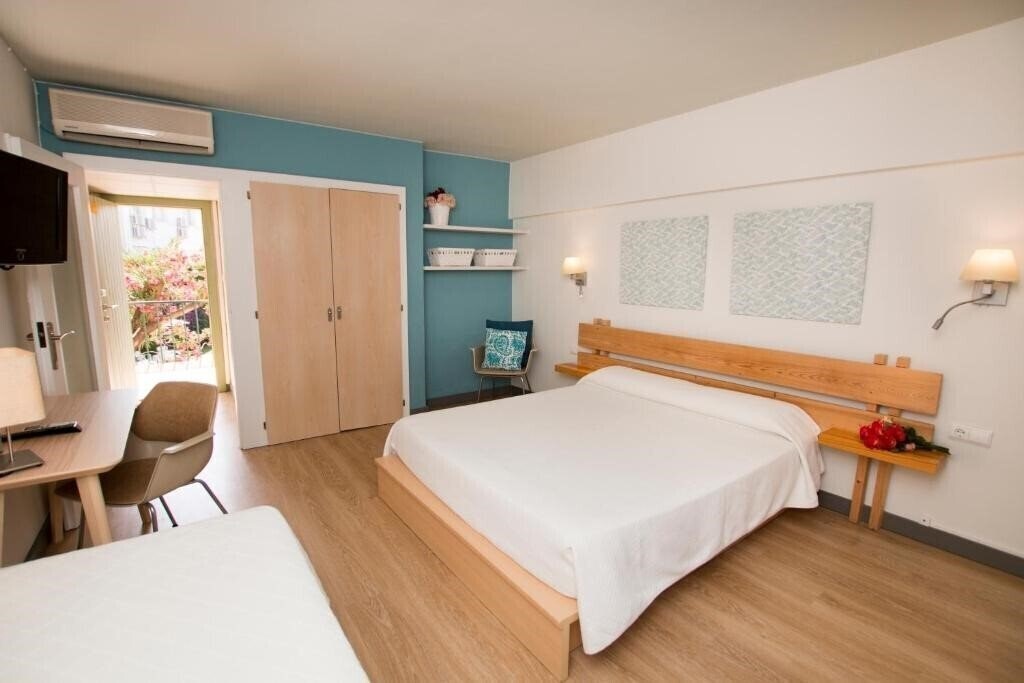 Апартаменти Yola 2*