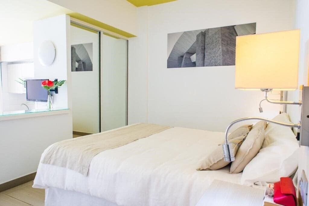 Панорама Aparthotel Udalla Park 3*