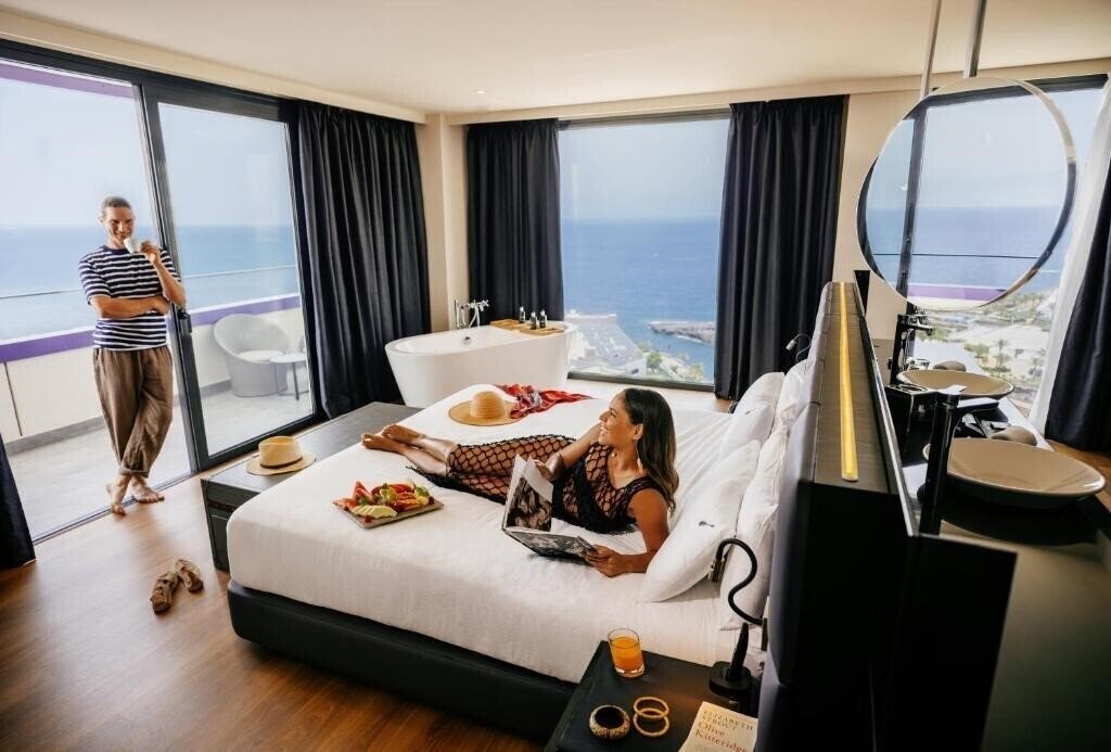 Панорама Hard Rock Hotel Tenerife 5*