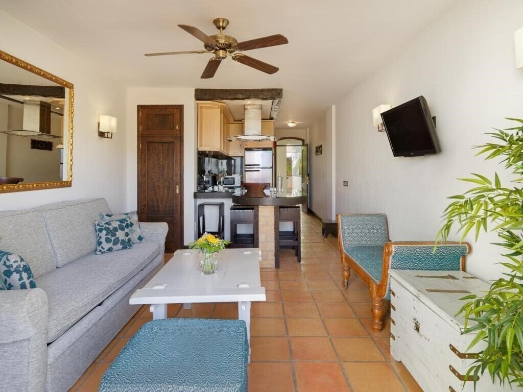 Картинка Regency Country Club 4*