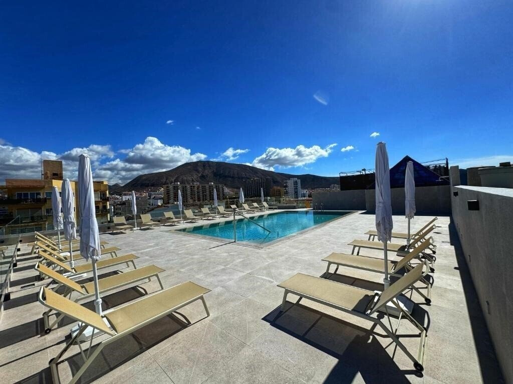 Вид Reveron Plaza 4*