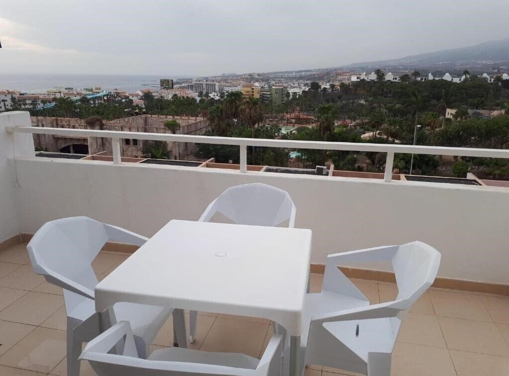 Панорама Aparthotel Malibu Park 3*