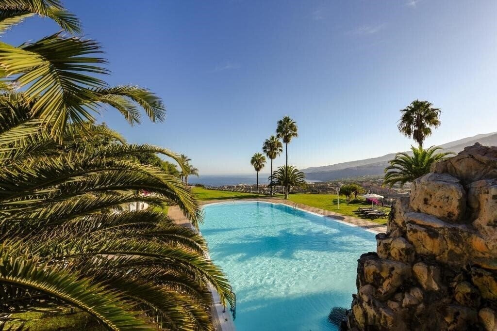 Апартаменты Las Aguilas Tenerife Affiliated By Melia 4*