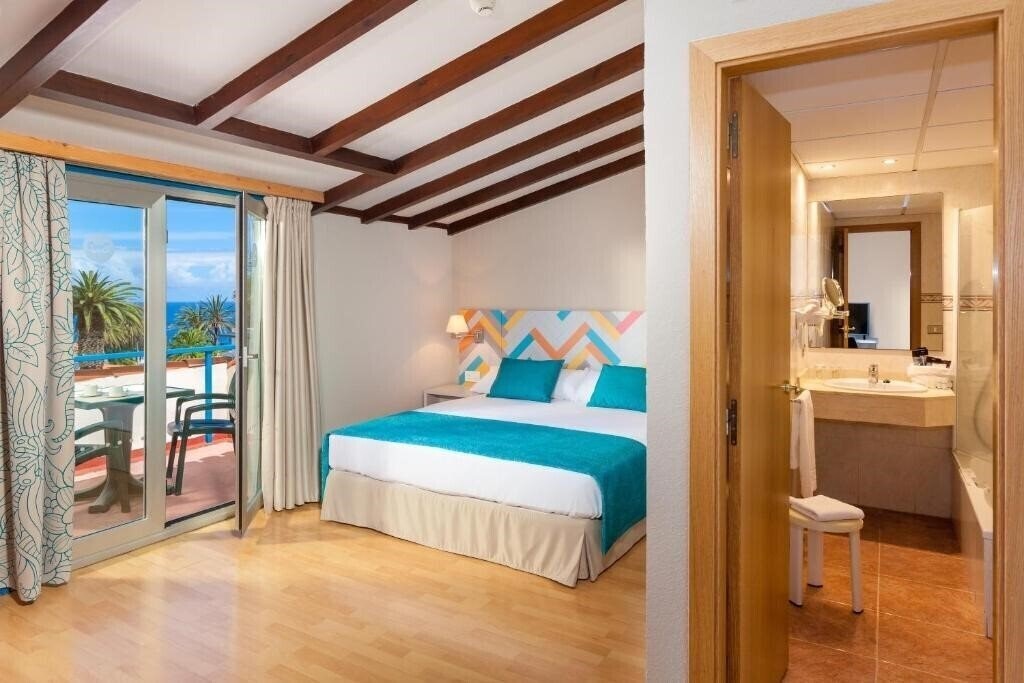 Панорама O7 Tenerife 4*