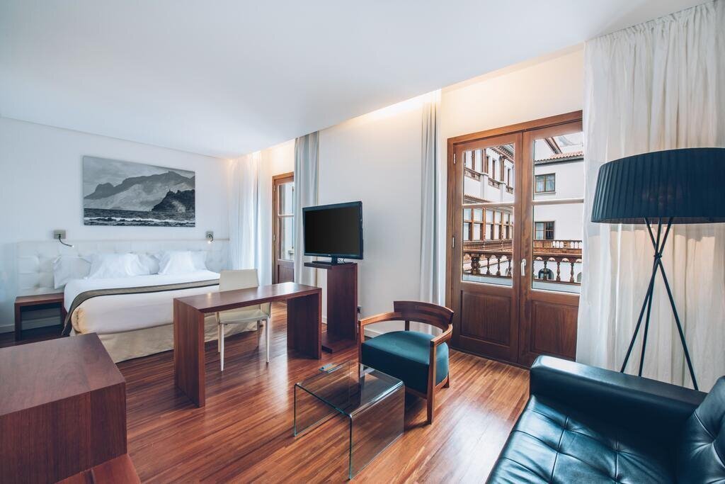 Территория Iberostar Heritage Grand Mencey 5*