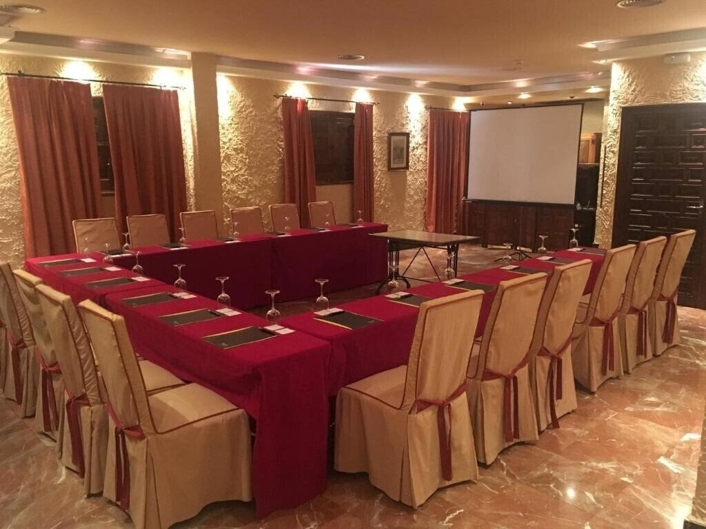 Вид Alfonso Vi 4*