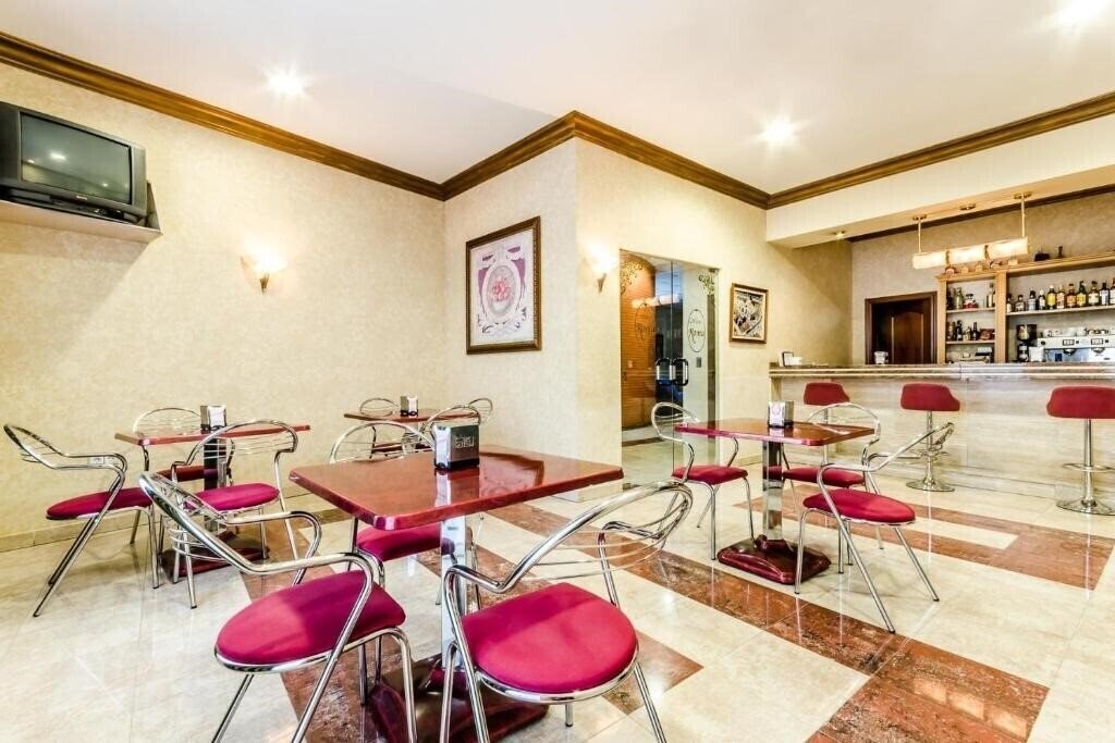 Картинка Roma Aurea 3*