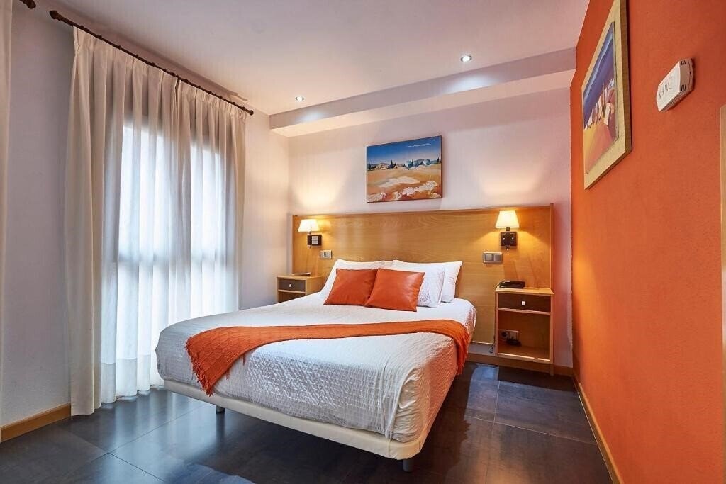 Апартаменти Hotel Real De Illescas 3*