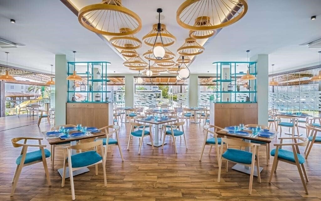 Фотографія Occidental Torremolinos Playa 4*