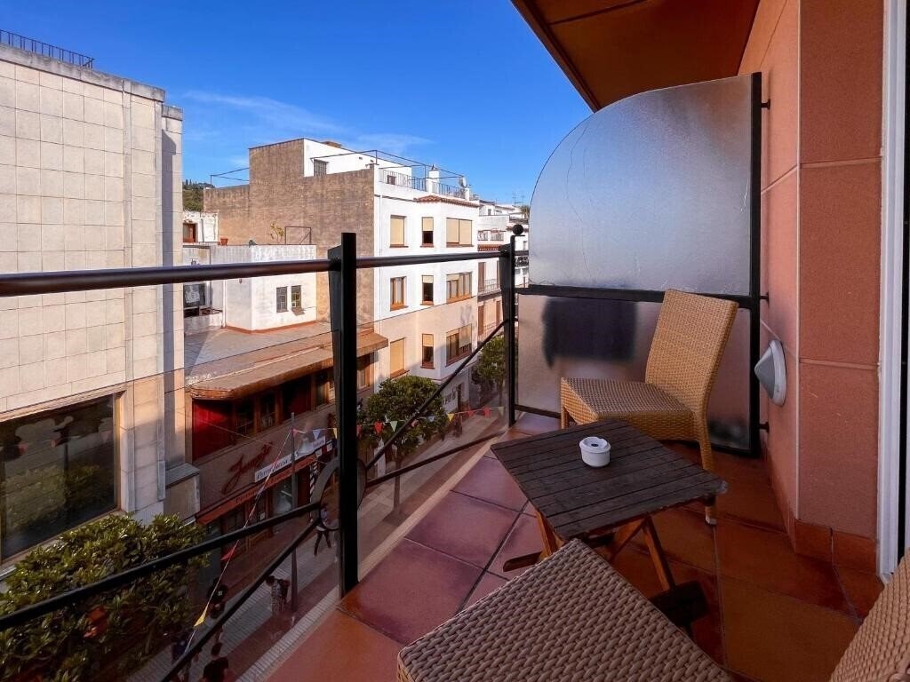 Зображення RVHotels Vila de Tossa (ex. Vila de Tossa, Hotel URH Vila Tossa) 4*