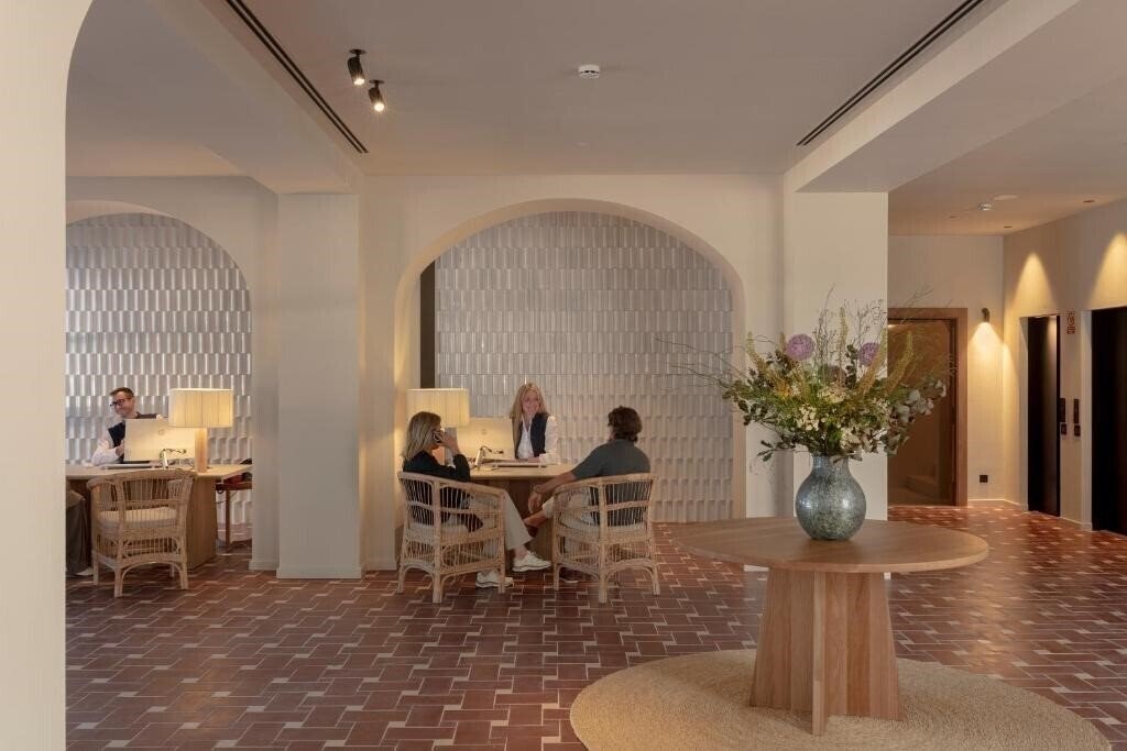 Апартаменты Elisabeth by The Sea 5*