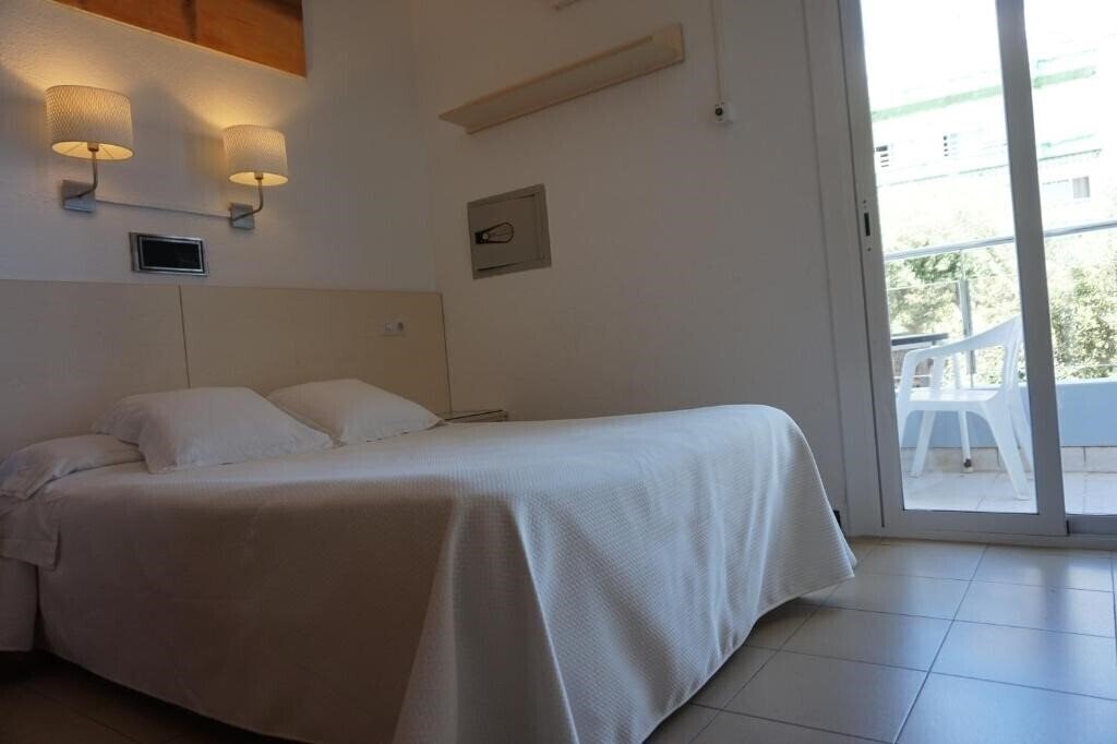 Територія Hermes 2*