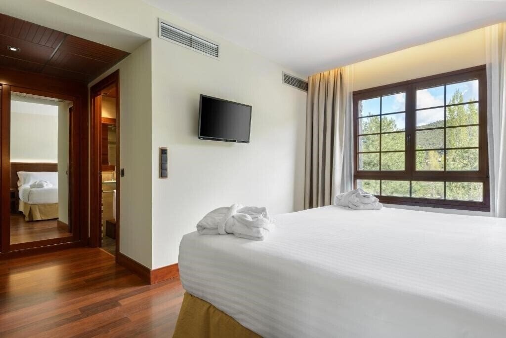 Вид Barcelo Monasterio De Boltana 5*