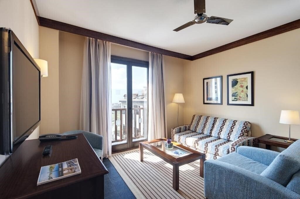 Панорама Golf & SPA Real Badaguas Jaca (ex. Barcelo Jaca Golf & SPA, Barcelo Golf Hotel Jaca) 4*