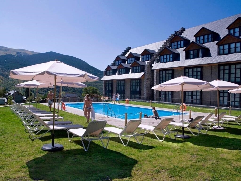 Панорама HG Cerler 3*