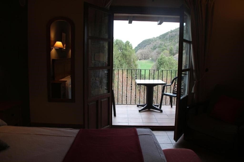 Вид Hotel & SPA Pena Montanesa 3*