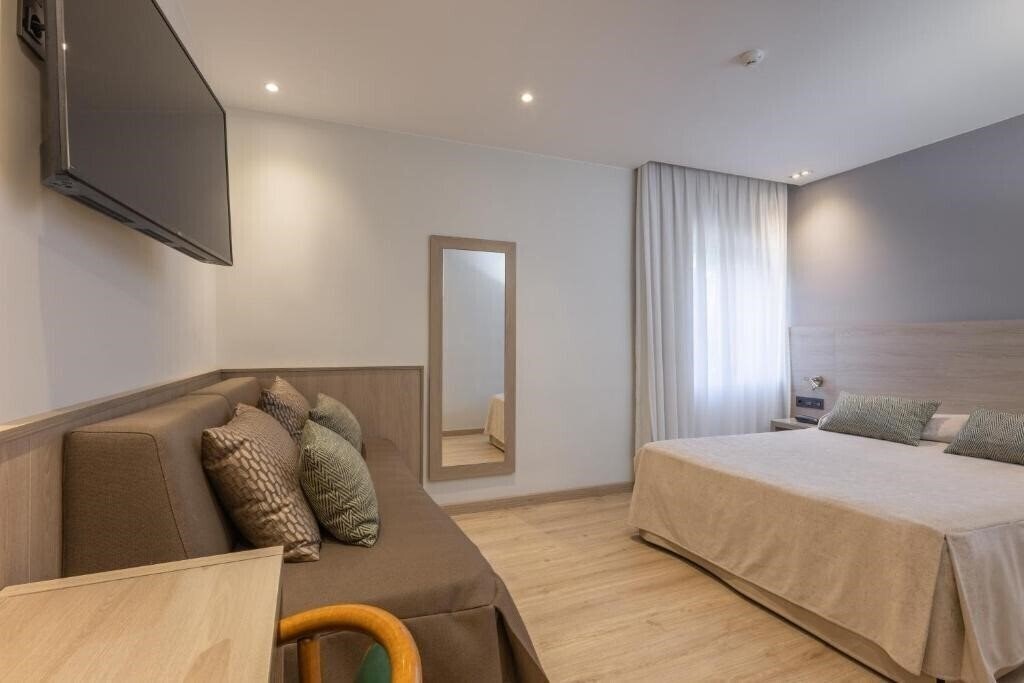 Территория Hotel Casanova 3*