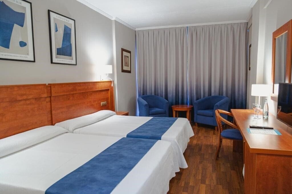 Територія Port Denia 3*