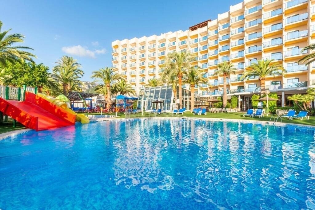 Территория Port Denia 3*