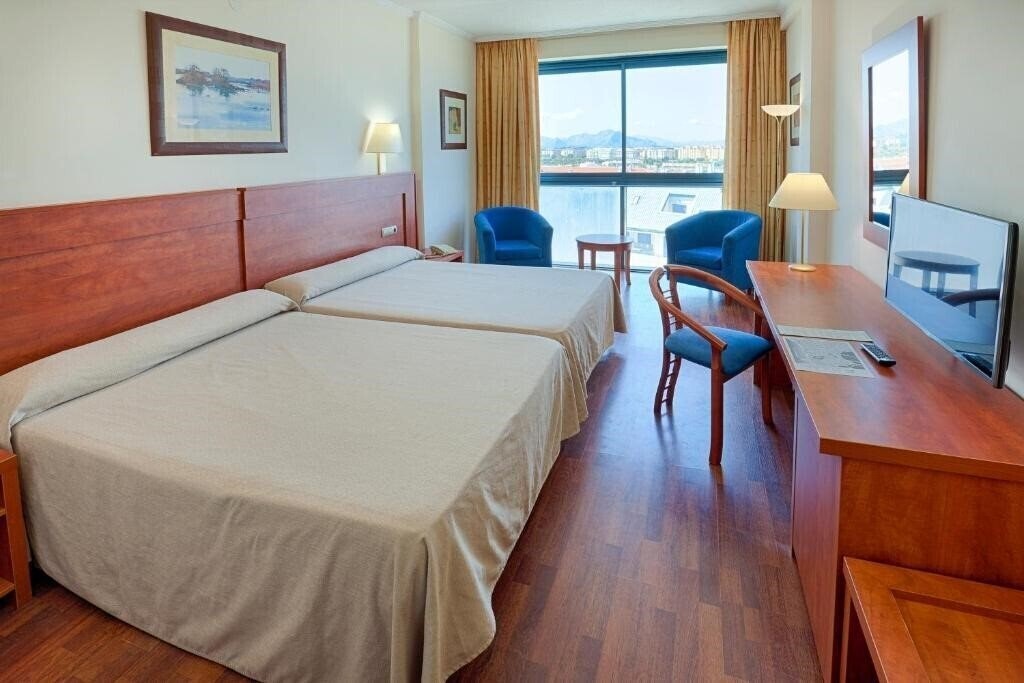 Апартаменти Port Denia 3*