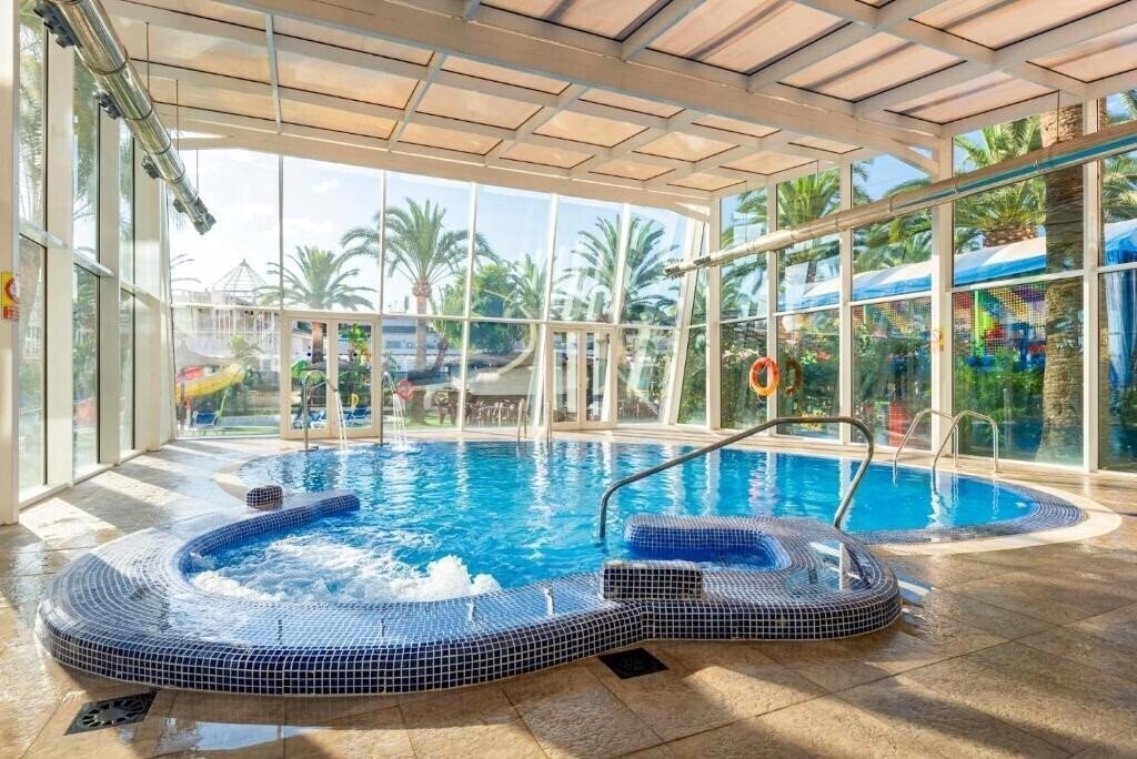 Апартаменты Port Denia 3*