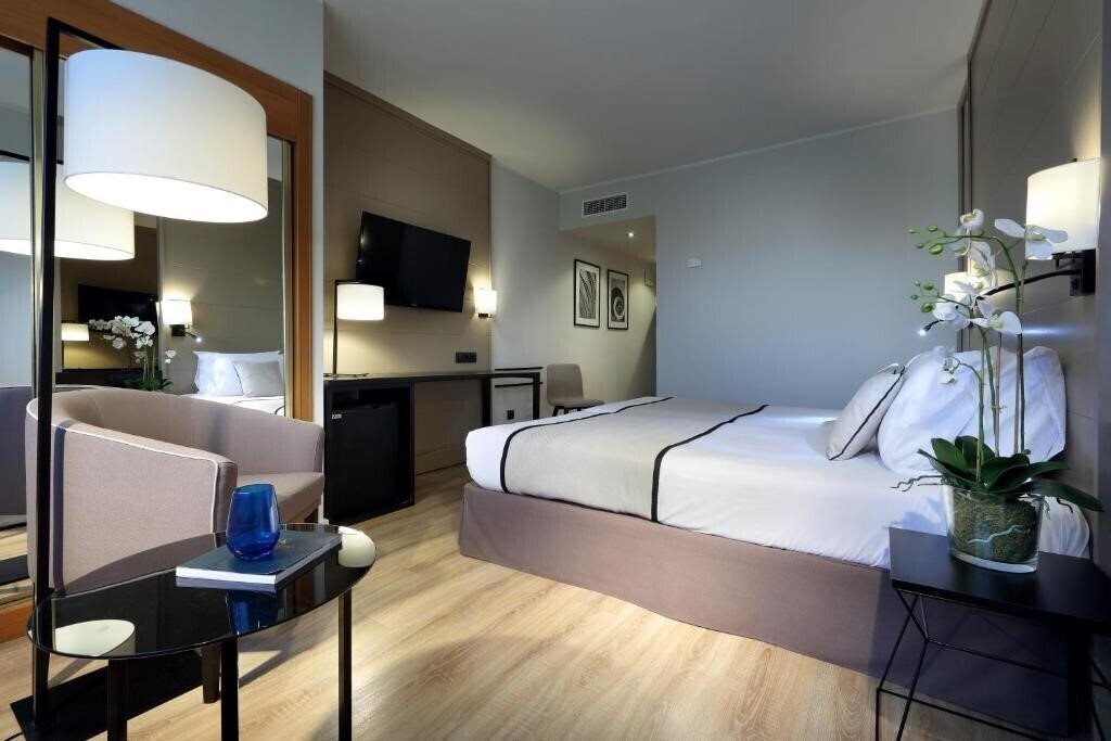 Фото Eurostars Rey Don Jaime 4*